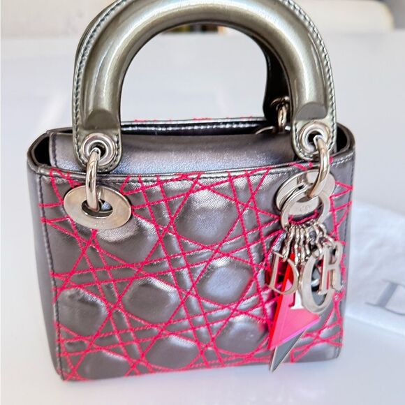 DIOR Lady Dior Anselm Reyle Cannage Medium Metallica Handbag - Picture 10 of 11